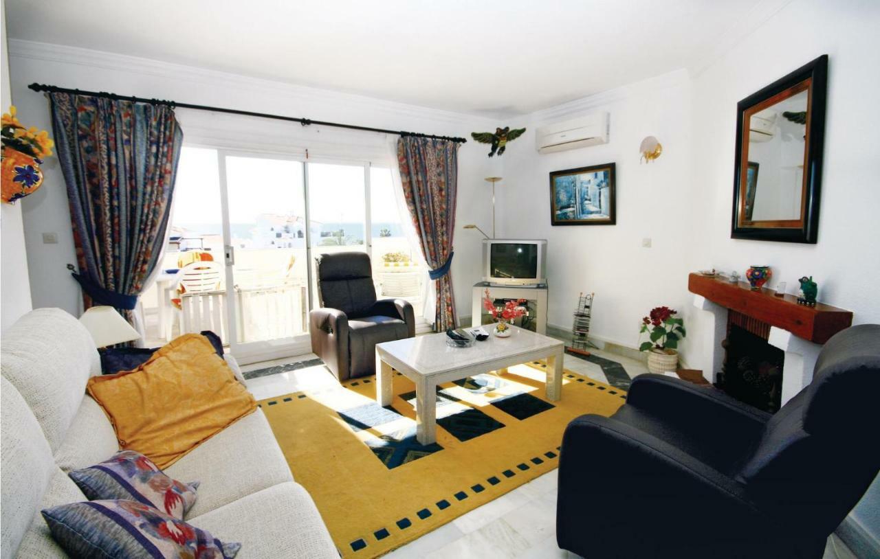 Cozy Apartment In Calahonda With Wifi La Cala De Mijas Exteriör bild